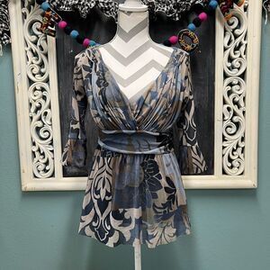 Anthropologie Weston wear ruched bell sleeve V neck Peplum top